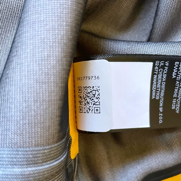 The North Face Men’s L5 DryVent Shell Ski Jacket In Summit Gold - Picture 6 of 7